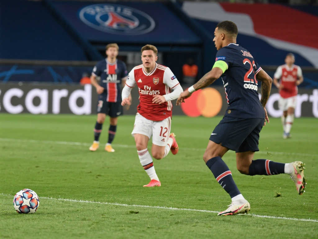 球为申花奠 球为申花奠